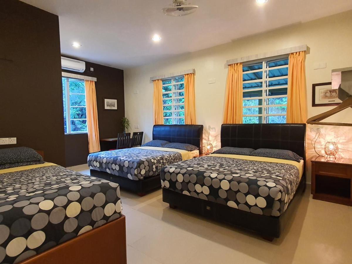 Fathers Guesthouse Bungalow Cameron Highlands Buitenkant foto