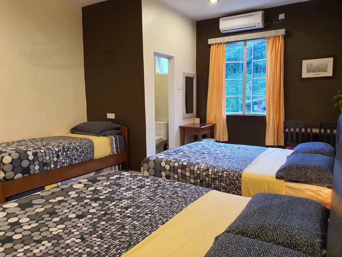 Fathers Guesthouse Bungalow Cameron Highlands Buitenkant foto