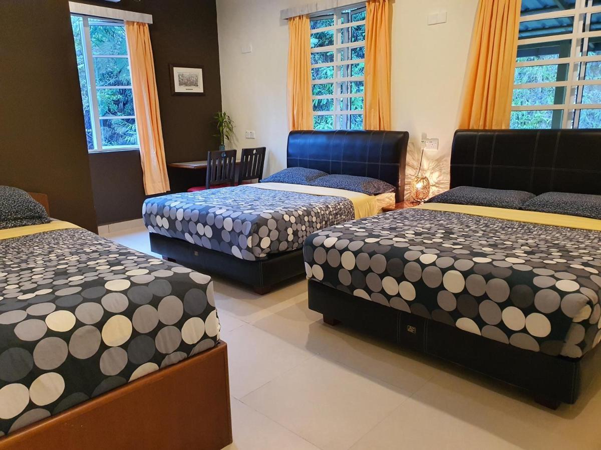 Fathers Guesthouse Bungalow Cameron Highlands Buitenkant foto