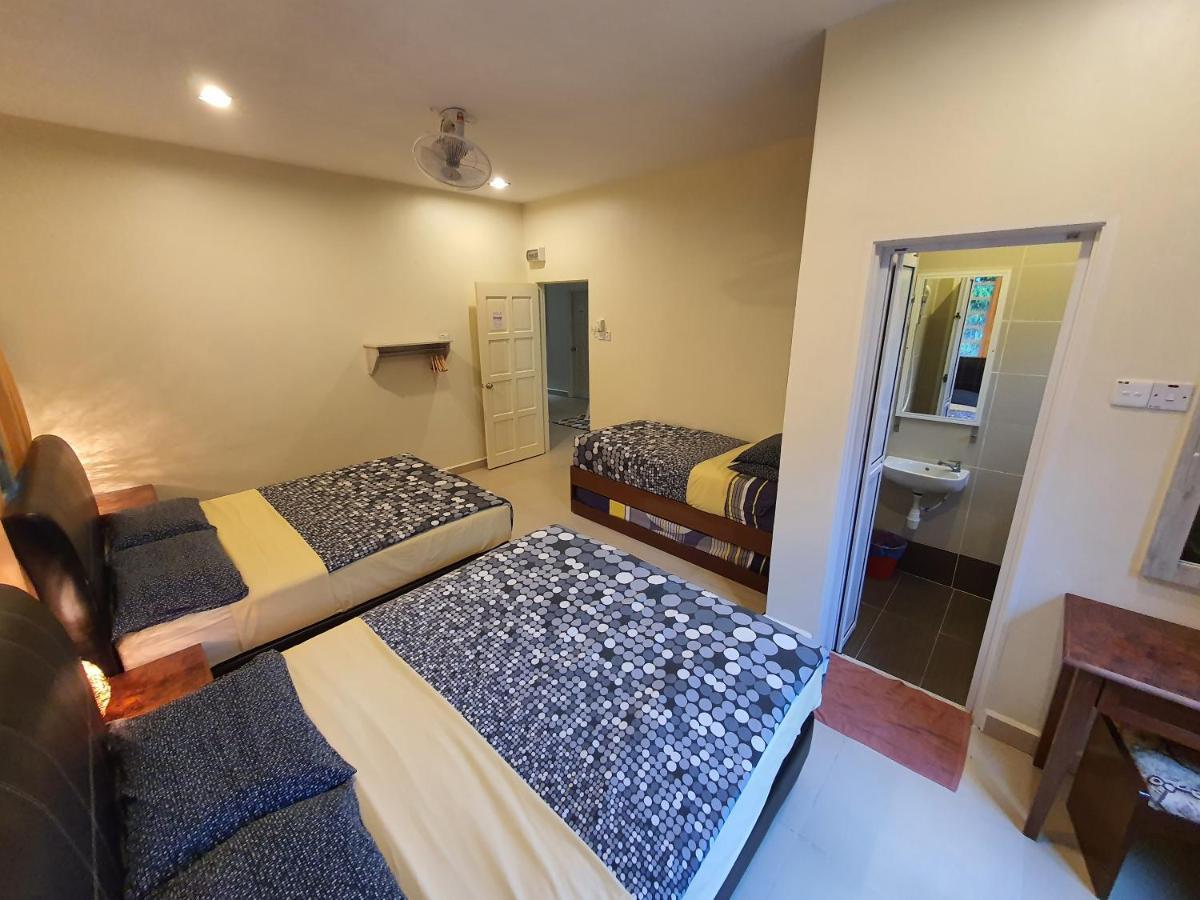 Fathers Guesthouse Bungalow Cameron Highlands Buitenkant foto