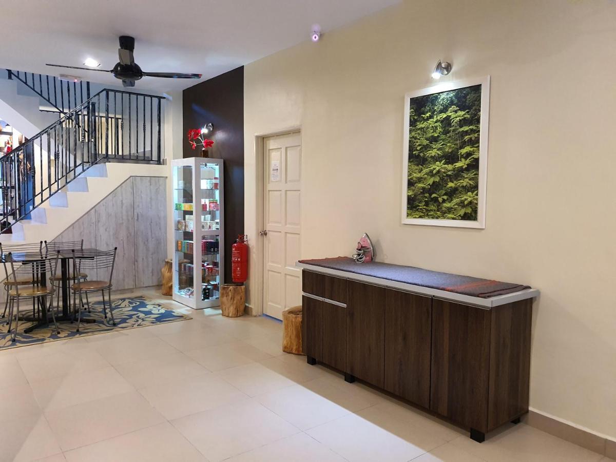 Fathers Guesthouse Bungalow Cameron Highlands Buitenkant foto
